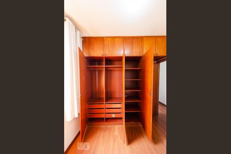 Quarto 2 de apartamento para alugar com 3 quartos, 98m² em Pedro Ii, Belo Horizonte