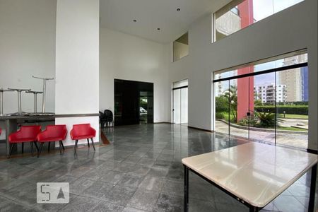 Apartamento à venda com 337m², 4 quartos e 6 vagasÁrea comum - Salão de festas