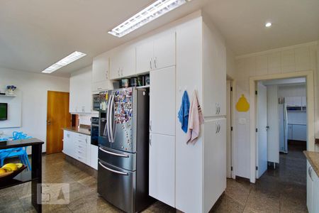 Apartamento à venda com 337m², 4 quartos e 6 vagasCozinha