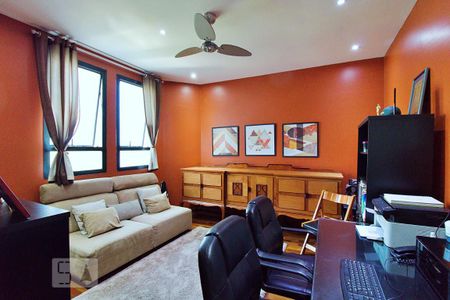 Apartamento à venda com 337m², 4 quartos e 6 vagasEscritório