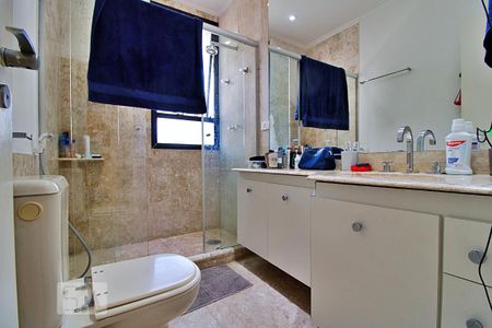 Apartamento à venda com 337m², 4 quartos e 6 vagasBanheiro da Suíte 3