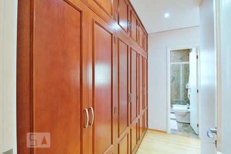 Apartamento à venda com 337m², 4 quartos e 6 vagasSuíte 2