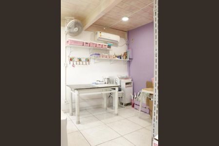 Casa para alugar com 180m², 3 quartos e 3 vagasCômodo Extra