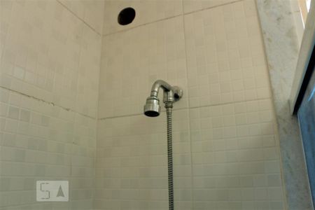 Casa para alugar com 180m², 3 quartos e 3 vagasChuveiro