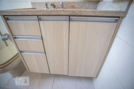 Casa à venda com 398m², 3 quartos e 8 vagasArmário