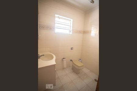 Casa à venda com 398m², 3 quartos e 8 vagasBanheiro