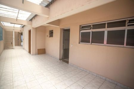 Casa à venda com 398m², 3 quartos e 8 vagasHall