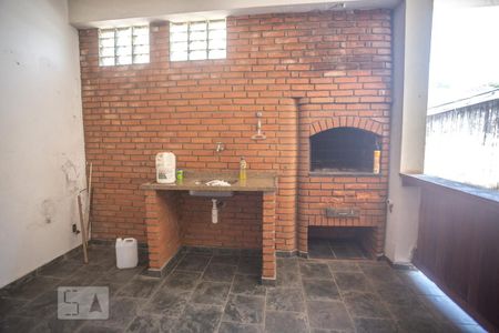 Casa à venda com 398m², 3 quartos e 8 vagasChurrasqueira