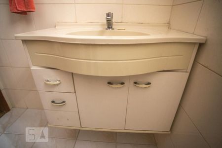 Casa à venda com 398m², 3 quartos e 8 vagasArmário