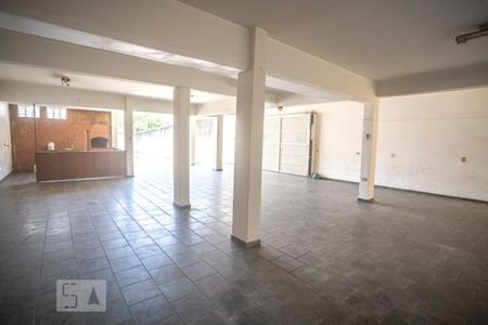 Casa à venda com 398m², 3 quartos e 8 vagasGaragem 2 e churrasqueira