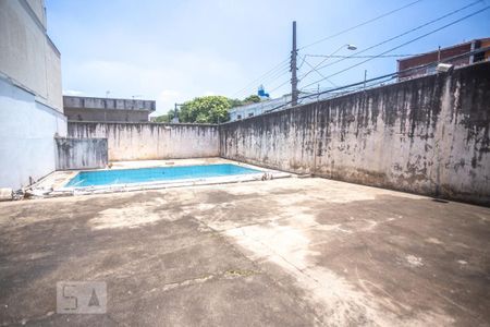 Casa à venda com 398m², 3 quartos e 8 vagasPiscina
