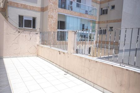 Casa à venda com 398m², 3 quartos e 8 vagasVaranda