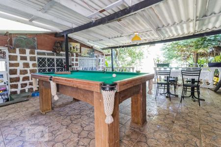 Casa à venda com 200m², 4 quartos e 4 vagasSalao de Festa