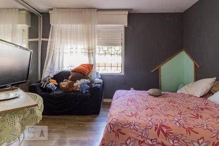 Casa à venda com 200m², 4 quartos e 4 vagasDormitório4