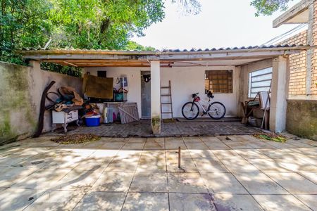 Casa à venda com 290m², 2 quartos e 2 vagas Casa à venda com 290m², 2 quartos e 2 vagasQuintal