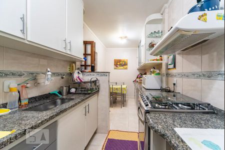 Apartamento à venda com 84m², 3 quartos e 2 vagasCozinha 