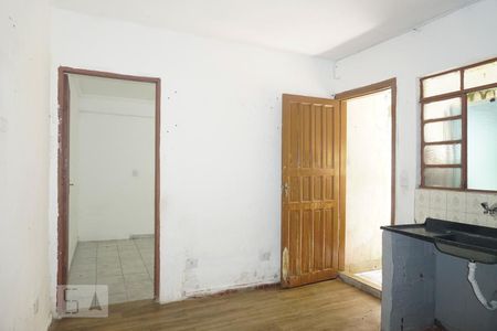 Sala/Cozinha de casa para alugar com 2 quartos, 12m² em Jardim Arize, São Paulo