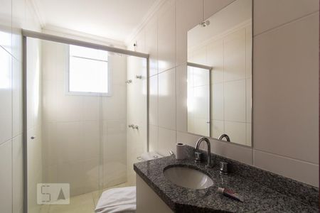 Banheiro social de apartamento para alugar com 2 quartos, 65m² em Jardim Piratininga, Sorocaba