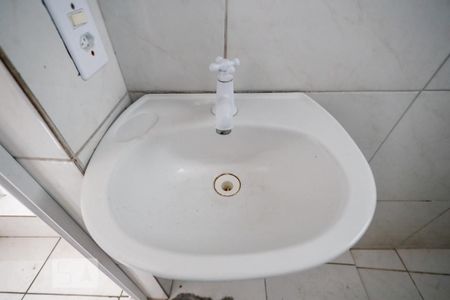 Casa para alugar com 60m², 1 quarto e sem vaga Casa para alugar com 60m², 1 quarto e sem vagaBanheiro