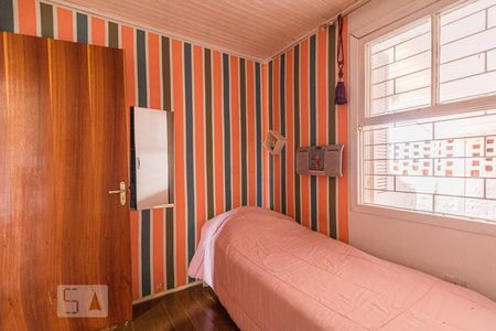 Quarto 2 de casa à venda com 2 quartos, 74m² em Jardim Carvalho, Porto Alegre