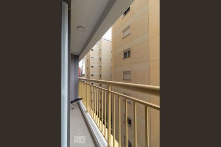Studio para alugar com 25m², 1 quarto e sem vaga Studio para alugar com 25m², 1 quarto e sem vagaVaranda