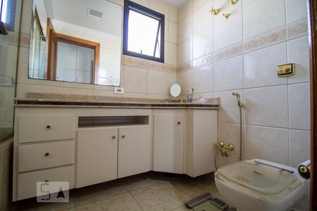 Apartamento para alugar com 127m², 3 quartos e 3 vagasBanheiro