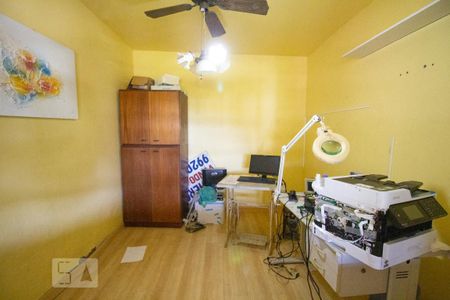 Casa de condomínio à venda com 370m², 4 quartos e 3 vagasQuarto