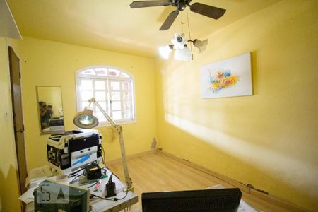 Casa de condomínio à venda com 370m², 4 quartos e 3 vagasQuarto