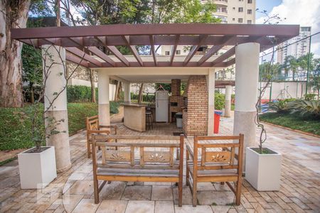 Apartamento para alugar com 144m², 3 quartos e 4 vagas Apartamento para alugar com 144m², 3 quartos e 4 vagasÁrea comum - Churrasqueira