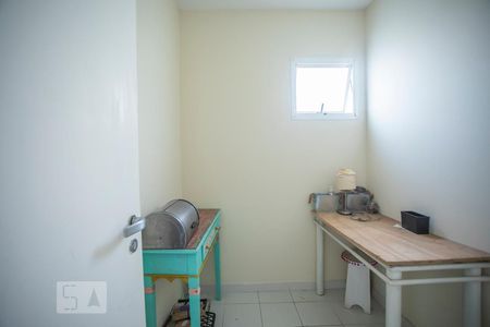 Apartamento para alugar com 144m², 3 quartos e 4 vagas Apartamento para alugar com 144m², 3 quartos e 4 vagasQuarto de Serviço