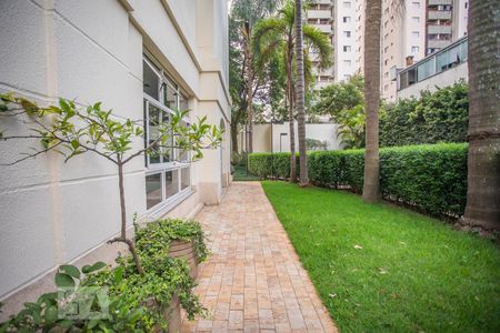 Apartamento para alugar com 144m², 3 quartos e 4 vagas Apartamento para alugar com 144m², 3 quartos e 4 vagasÁrea comum