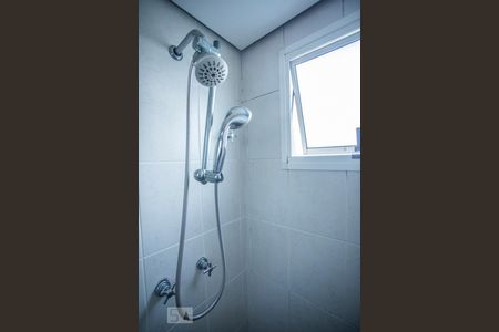 Apartamento para alugar com 144m², 3 quartos e 4 vagas Apartamento para alugar com 144m², 3 quartos e 4 vagasBanheiro Suíte - Chuveiro