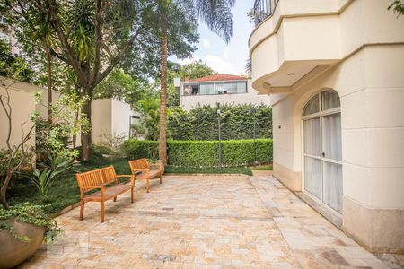 Apartamento para alugar com 144m², 3 quartos e 4 vagas Apartamento para alugar com 144m², 3 quartos e 4 vagasÁrea comum