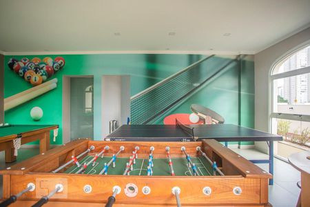 Apartamento para alugar com 144m², 3 quartos e 4 vagas Apartamento para alugar com 144m², 3 quartos e 4 vagasÁrea comum - Salão de Jogos