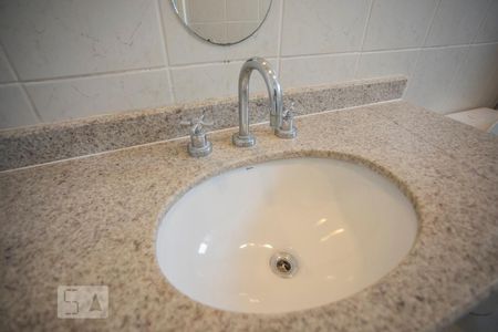 Apartamento para alugar com 144m², 3 quartos e 4 vagas Apartamento para alugar com 144m², 3 quartos e 4 vagasBanheiro Suíte - Torneira