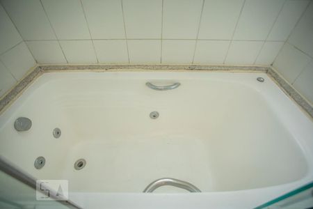 Apartamento para alugar com 144m², 3 quartos e 4 vagas Apartamento para alugar com 144m², 3 quartos e 4 vagasBanheiro Suíte - Banheira