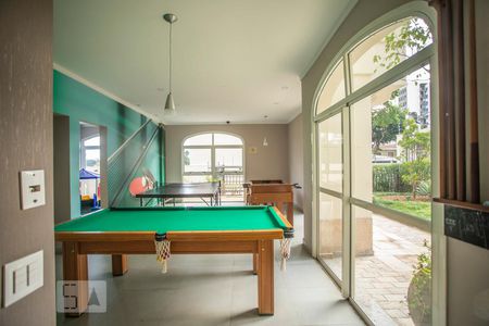 Apartamento para alugar com 144m², 3 quartos e 4 vagas Apartamento para alugar com 144m², 3 quartos e 4 vagasÁrea comum - Salão de Jogos