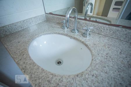 Apartamento para alugar com 144m², 3 quartos e 4 vagas Apartamento para alugar com 144m², 3 quartos e 4 vagasBanheiro Suíte - Torneira