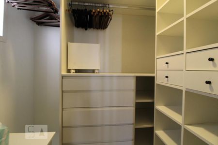 Apartamento para alugar com 95m², 2 quartos e 1 vagaCloset