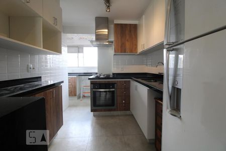Apartamento para alugar com 95m², 2 quartos e 1 vagaCozinha
