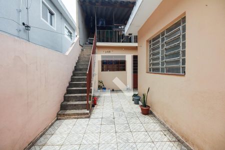 Casa à venda com 231m², 3 quartos e 4 vagas Casa à venda com 231m², 3 quartos e 4 vagasQuintal