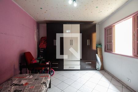 Casa à venda com 231m², 3 quartos e 4 vagas Casa à venda com 231m², 3 quartos e 4 vagasCasa 02 - Quarto