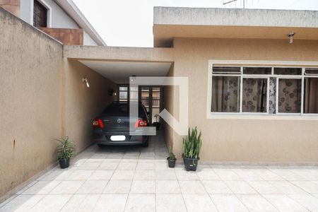 Casa à venda com 231m², 3 quartos e 4 vagas Casa à venda com 231m², 3 quartos e 4 vagasGaragem