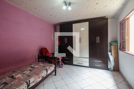 Casa à venda com 231m², 3 quartos e 4 vagas Casa à venda com 231m², 3 quartos e 4 vagasCasa 02 - Quarto