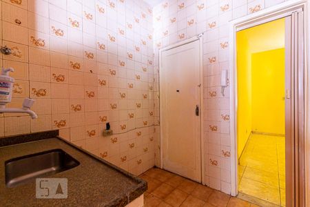 Apartamento à venda com 65m², 2 quartos e sem vagaCozinha 