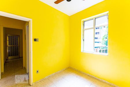 Quarto 1 de apartamento para alugar com 2 quartos, 65m² em Fátima, Niterói