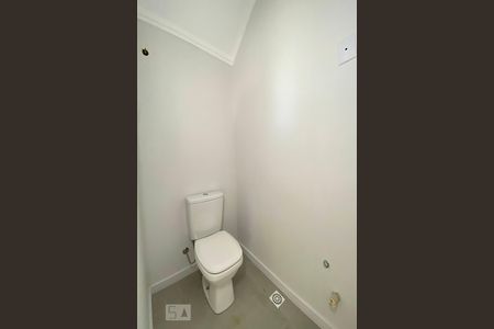 Casa de condomínio à venda com 108m², 3 quartos e 2 vagasLavabo