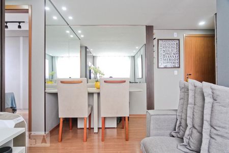 Sala de apartamento à venda com 2 quartos, 49m² em Jardim Íris, São Paulo