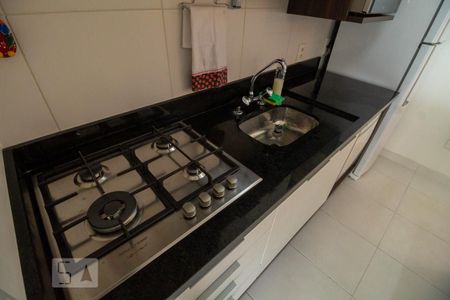 Apartamento à venda com 76m², 2 quartos e 2 vagasCozinha 