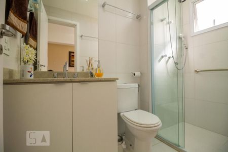 Apartamento à venda com 76m², 2 quartos e 2 vagasBanheiro da Suíte 2